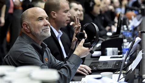 Oregon State’s veteran radio voice Mike Parker makes his first road ...