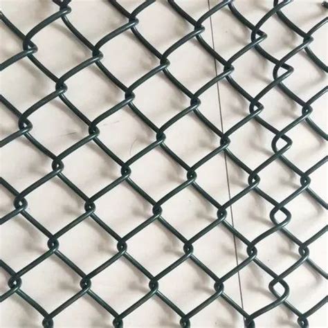 Silver Galvanized Iron Poultry Chain Link Fencing Packaging Type Roll