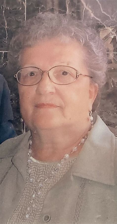 Obituary Of Victoria Zamuda Donohue Funeral Home Located In Londo