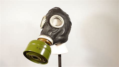 Russian Gp 5 Gas Mask Set