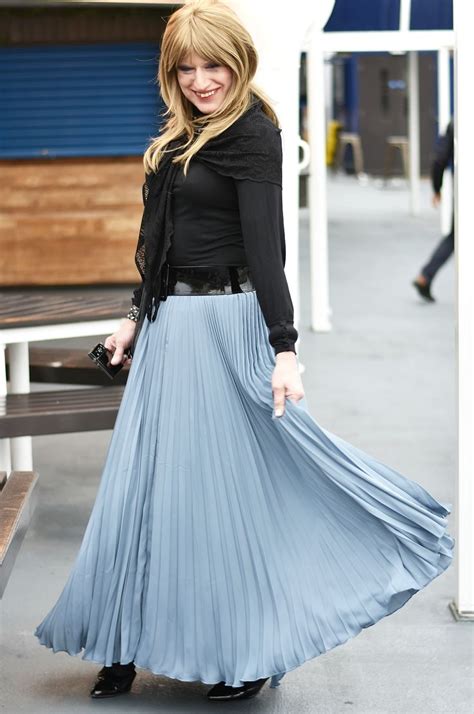 Long Pleated Skirt Longpleatedskirt Kleding Stijlen Plooirok