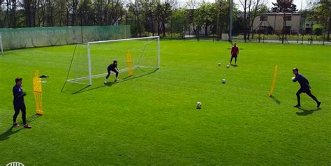 Trening bramkarski z Łódzkim Klubem Sportowym 14