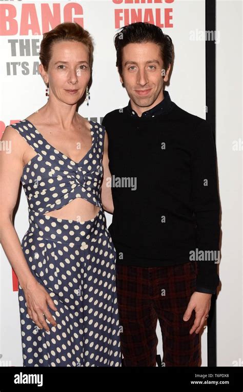 Jocelyn Towne, Simon Helberg at arrivals for THE BIG BANG THEORY Series Finale, Warner Bros ...