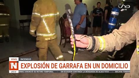 Incendi Por Explosi N De Una Garrafa En Un Domicilio V Deo Dailymotion