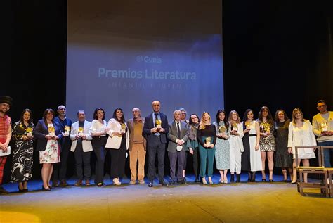 Premios De La Literatura Infantil Y Juvenil Editorial Infatil Gunis