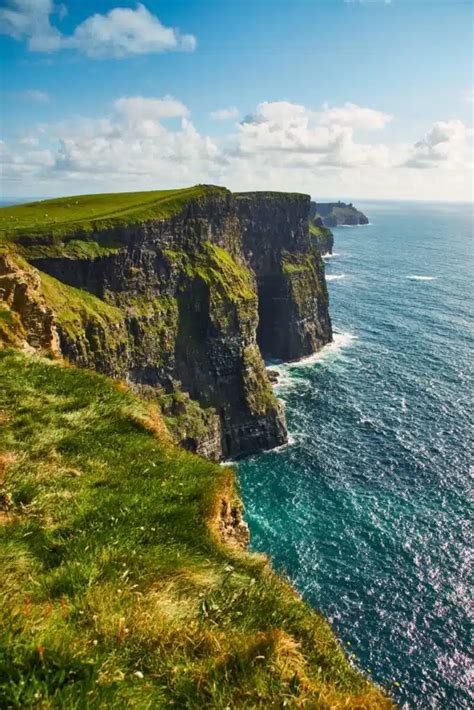 How to Visit the Cliffs of Moher From Galway : Complete Guide