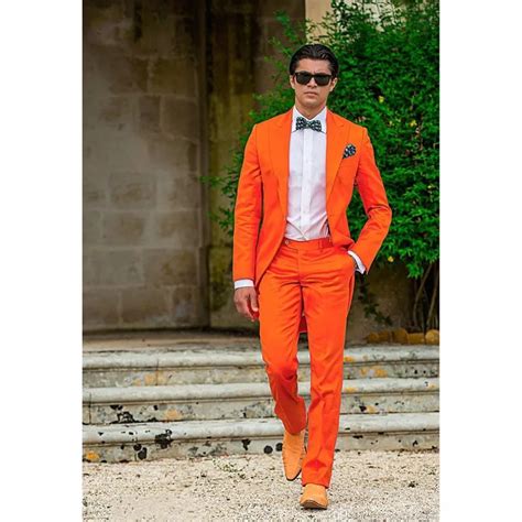 Sunshine Energetic Orange Tailcoat Peaked Lapel Groom Tuxedos Slim Fit