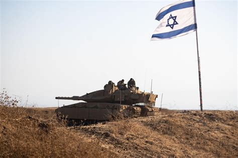 Israel Unveils Its Latest High-tech Merkava Mk 5: The 'Barak' Lightning ...