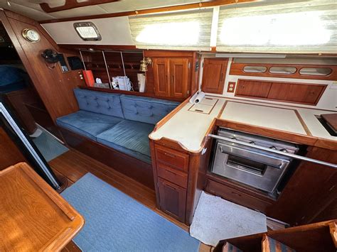 1984 Ericson 35 Mkiii Cruiser For Sale Yachtworld