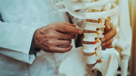 What is a Disc Herniation? | Barrow Neurological Institute