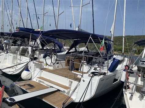 Segelboot Oceanis Blue Eyes Ii Zur Miete Italien Yachting