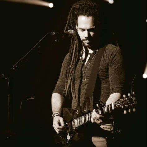 hire wedding guitarist  singer  malaysia entertainment singapore