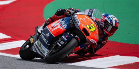 Moto2 Qualifiche Barcellona Prima Pole Position Per Garcia Impresa Vietti