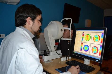 Topograf A Corneal