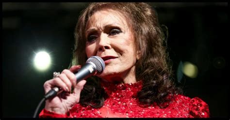 Just In Loretta Lynn Cancels Her Only 2018 Concert Tour Date Doyouremember