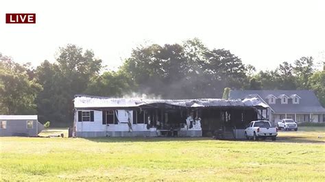 Fire Marshal Investigating Deadly Mobile Home Fire Youtube