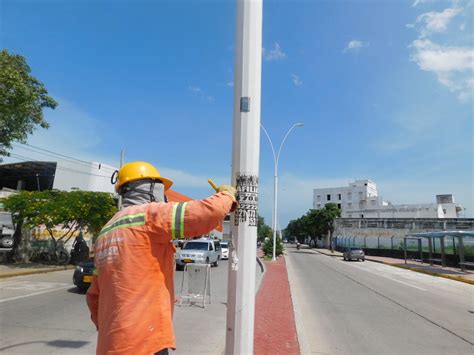 Distrito y Essmar optimizan el alumbrado público con mantenimientos