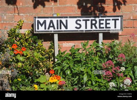 Main Street Sign Hi Res Stock Photography And Images Alamy