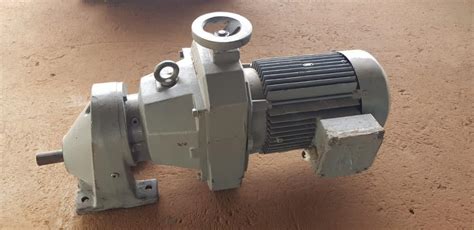 Industrial Gearbox With Motor Dirtworx