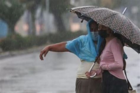 Clima De M Rida De Diciembre Contin An Lluvias Ligeras Y Ambiente