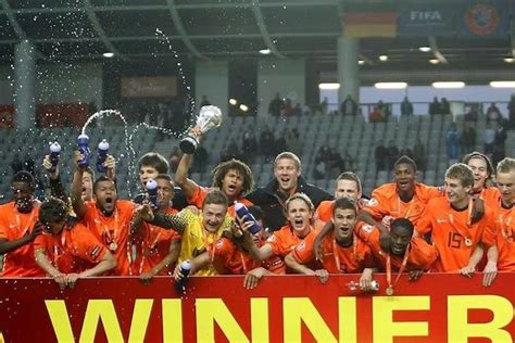 Cerita Thom Haye Dan Sandy Walsh Juara Euro U 17 Bareng Belanda