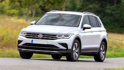 VOLKSWAGEN Tiguan 1 4 TSI EHYBRID DSG Life Foto E Immagini Esclusive