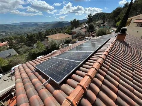 Cuáles son las diferentes partes de un panel fotovoltaico y cómo