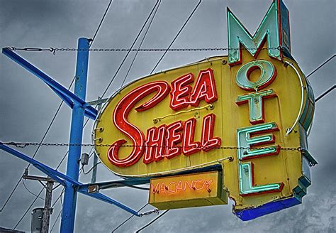 Sea Shell Motel Photograph by Wolfgang Wittling | Fine Art America