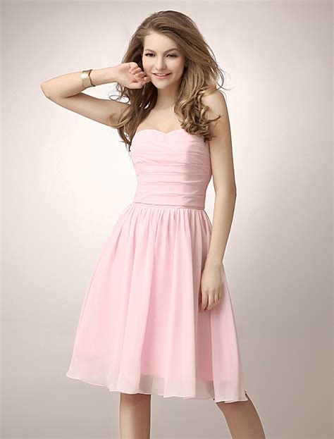 Blush Pink Knee Length Ruched Chiffon Bridesmaid Dress With Elegant A Line Sweetheart Neck