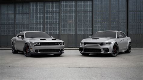 Dodge Boys Charger Vs Challenger A Comparison Of Modern Muscle Cars