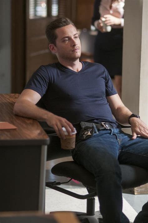 Photo De Jesse Lee Soffer Dans La Série Chicago Police Department