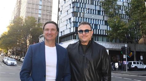 Singer Antonis Remos visits Melbourne's Greek Centre – Greek Herald