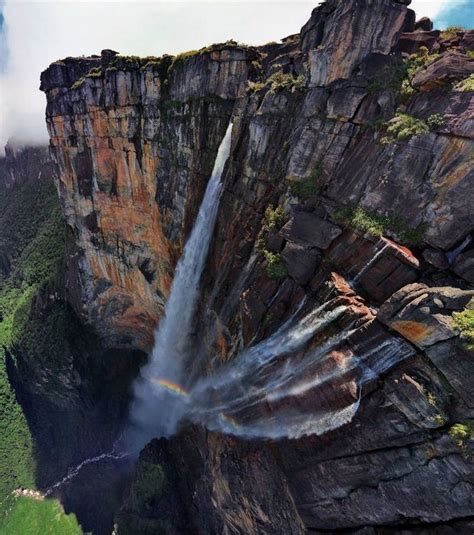 Les Chutes De Salto Angel Les Plus Hautes Du Monde Situ Es Dans L