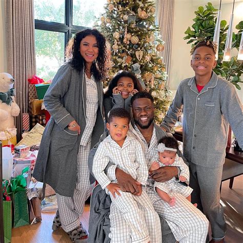 Kevin Hart Shares 'Most Important' Lesson He's Learned as a Dad