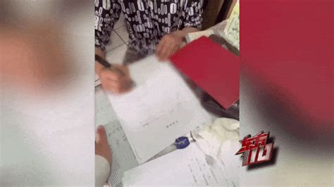 上海八旬老太被“干女儿”骗到郊区，市区一套房差点没了澎湃号·政务澎湃新闻 The Paper