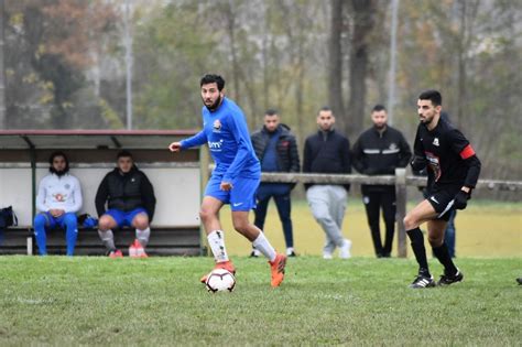 Montceau Sport Foot Bfc Officiel Mont Es Descentes En