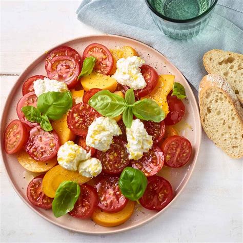 Tomaten Pfirsich Salat Mit Ricotta Rezept ESSEN UND TRINKEN