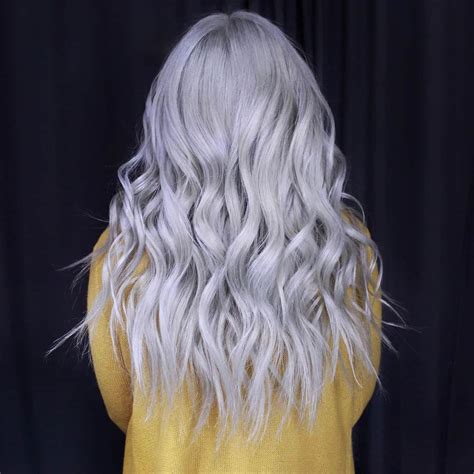 17 Examples That Prove White Blonde Hair Is In For 2021