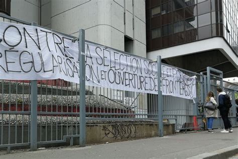 Tolbiac Après Plus De Deux Semaines De Blocage Des étudiants