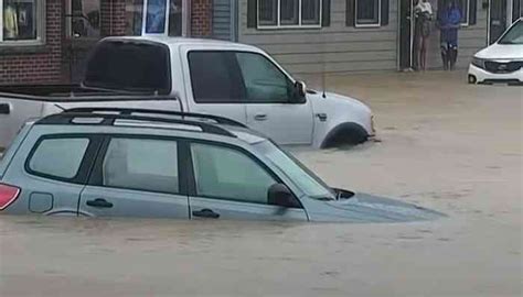 Fuertes Lluvias Inundan El Este De Ee Uu Extramundo