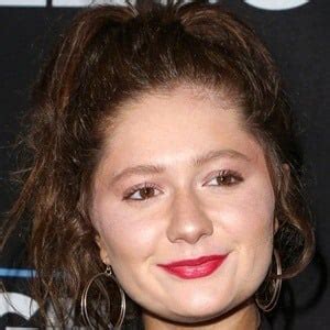 Emma Kenney - Age, Family, Bio | Famous Birthdays