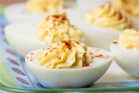 deviled eggs with vinegar and dry mustard