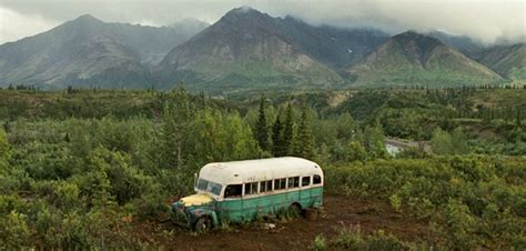 A La Recherche Du Bus 142 De Into The Wild