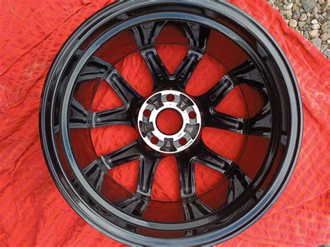 Felgi Aluminiowe Toyota 17x7j po renowacji Ciepłowody • OLX.pl