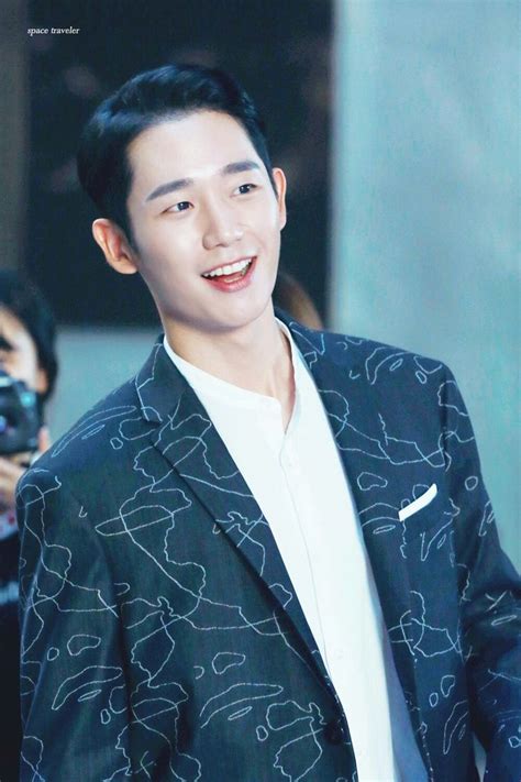 Pin Oleh Anna Di Jung Hae In Aktor Gong Yoo Gong