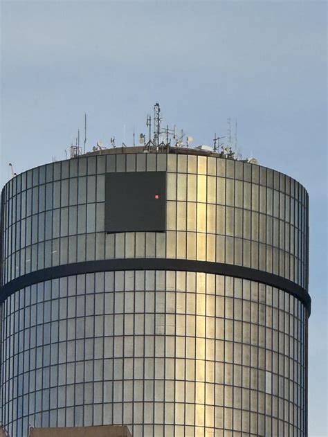 Ren Cen Screen Update Rdetroit