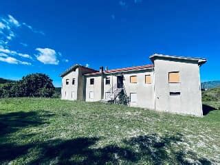 17 Risultati Casa In Vendita A Longone Sabino Trovit