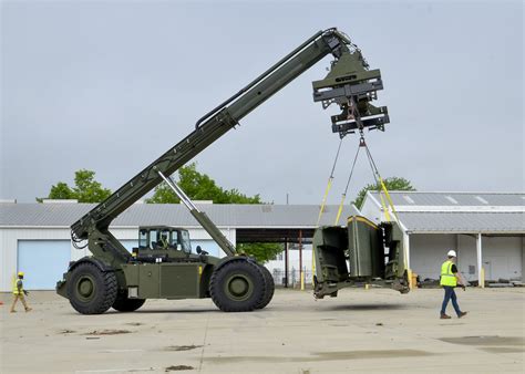 Usmc Gets A Lift In Battle Creek Defense Logistics Agency News