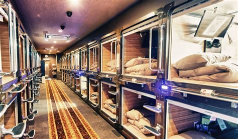 Tokyo Capsule Hotel Guide