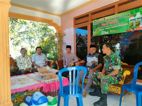 Tingkatkan Keakraban Dengan Warga Masyarakat Babinsa Koramil Ponggok